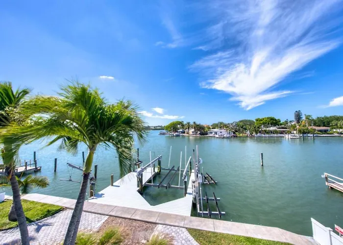 Holiday home Azule Waterfront With Private Dock *