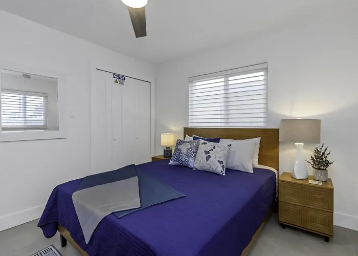 Azule Waterfront With Private Dock * Clearwater Beach