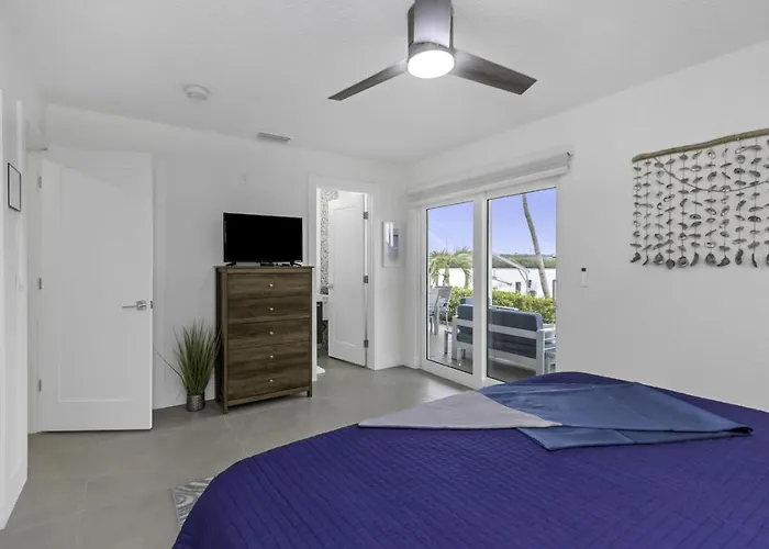 Holiday home Azule Waterfront With Private Dock *